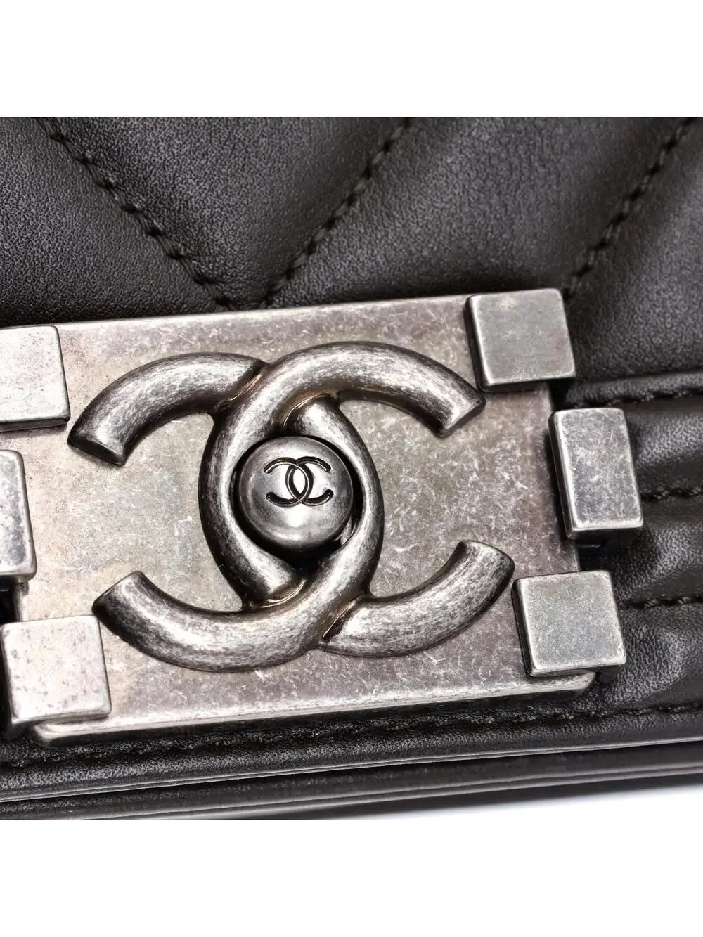 Chanel Boy Flap Bag Chevron Lambskin #343087C45B